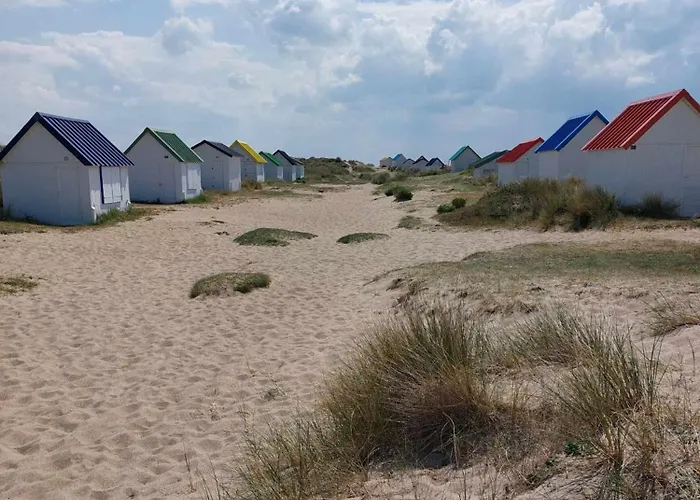 Bourg Hyenville 2 Etoiles Holiday home Quettreville-sur-Sienne